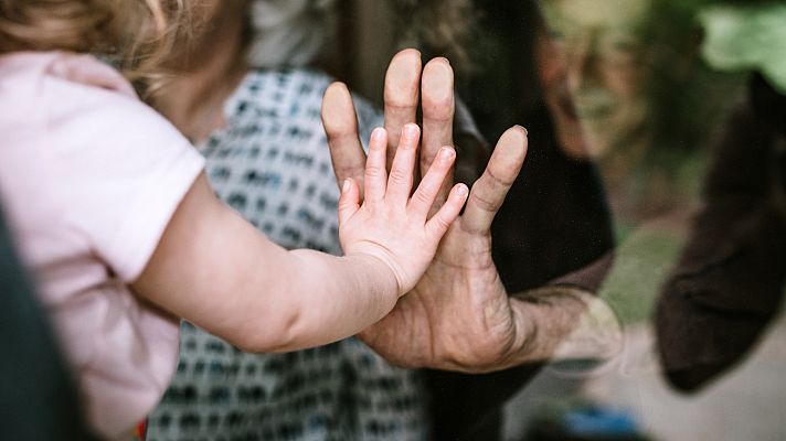 La hora de La 1 - Las personas que cuidan piden la vacunación