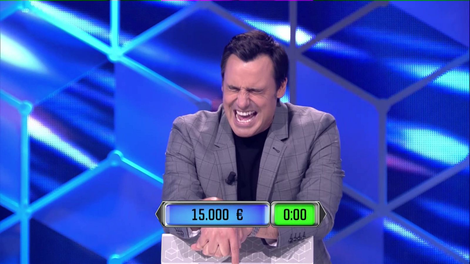 Bate el récord de aciertos: 15.000 euros en la primera ronda - El cazador | Ver