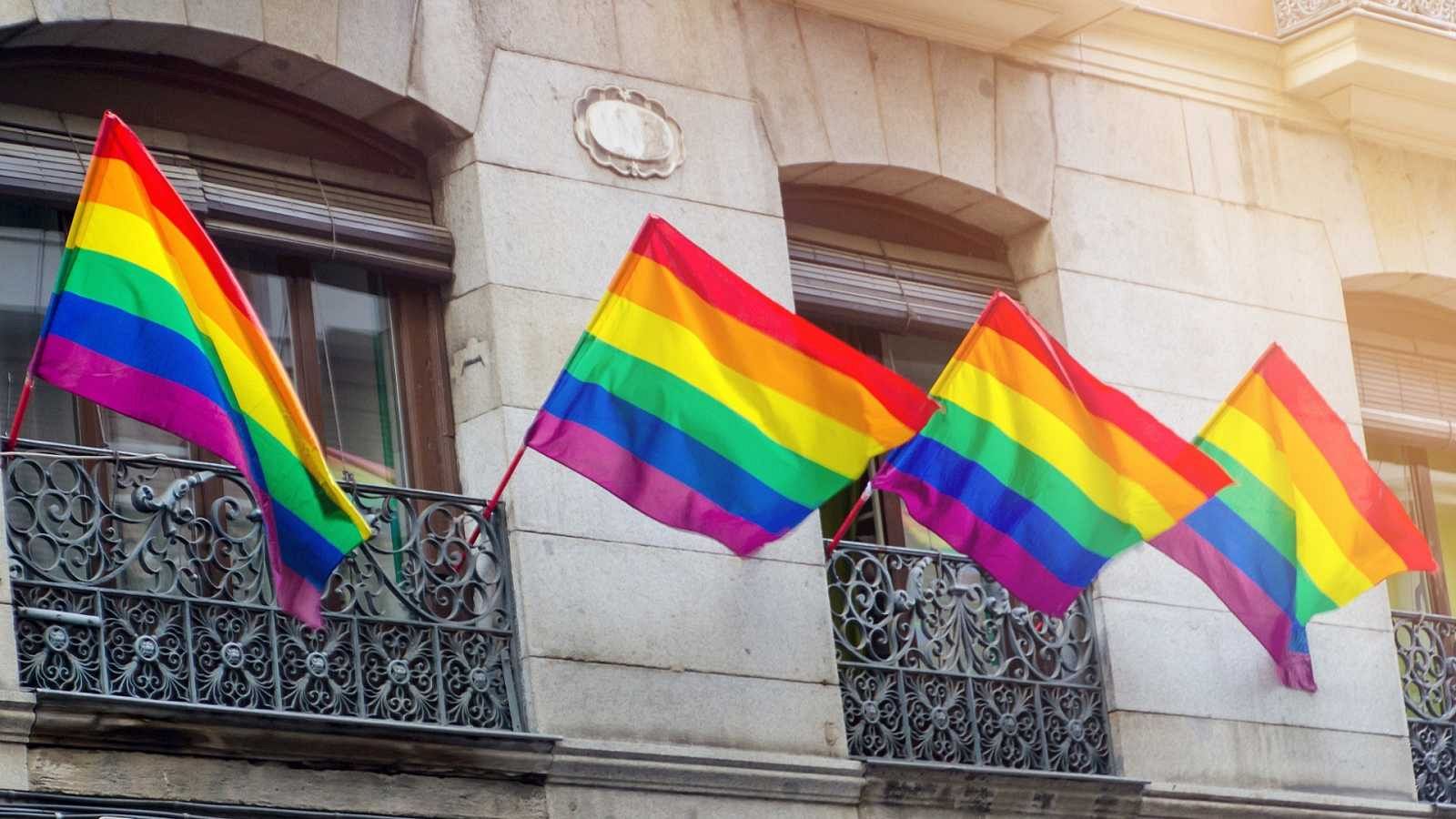 Campillo de Ranas, el pueblo símbolo del colectivo LGTBI