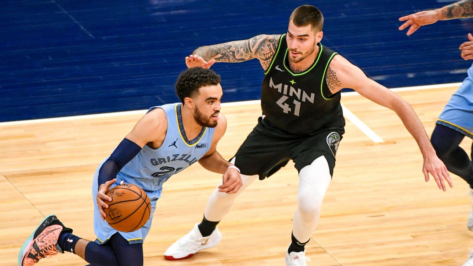 Los Grizzlies ganan a los Timberwolves de Juancho y Ricky | Ver