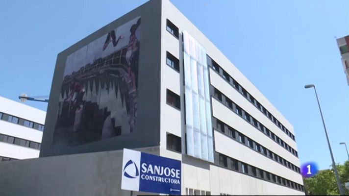 Noticias Andalucía - Axel Void deja su huella en Sevilla