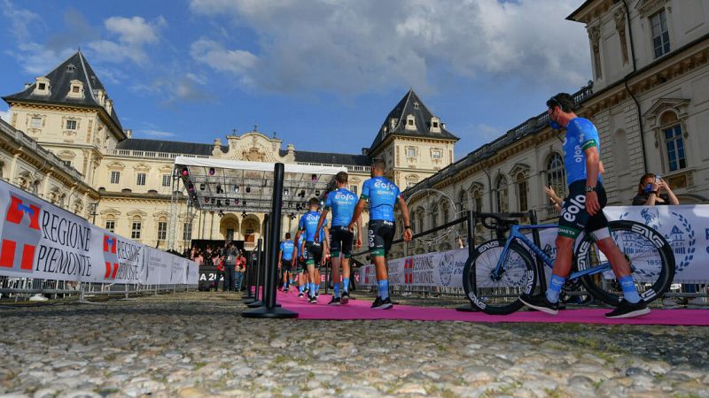 El Eolo Kometa de Contador debuta en el Giro de Italia