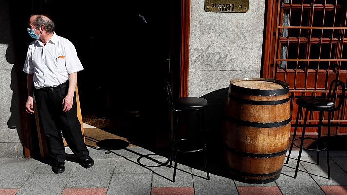 Telediario 1 - Las comunidades autónomas ponen al día sus restricciones a contrarreloj para el fin del estado de alarma