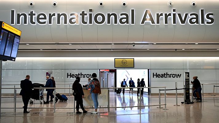 La tarde en 24h - España, en "ámbar" en el semáforo de viajes de Reino Unido