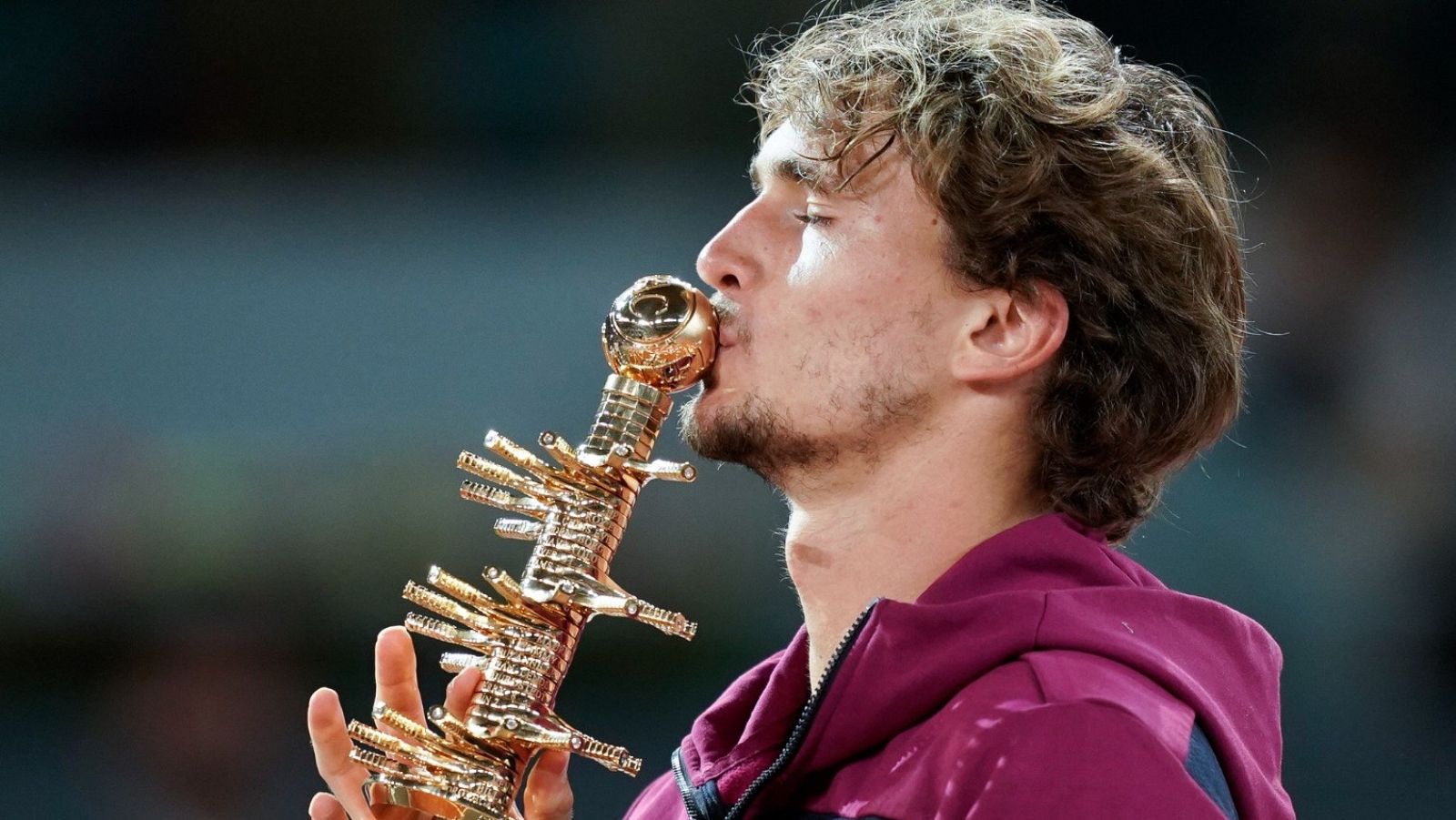 Zverev levanta el trofeo del Mutua Madrid Open | Ver