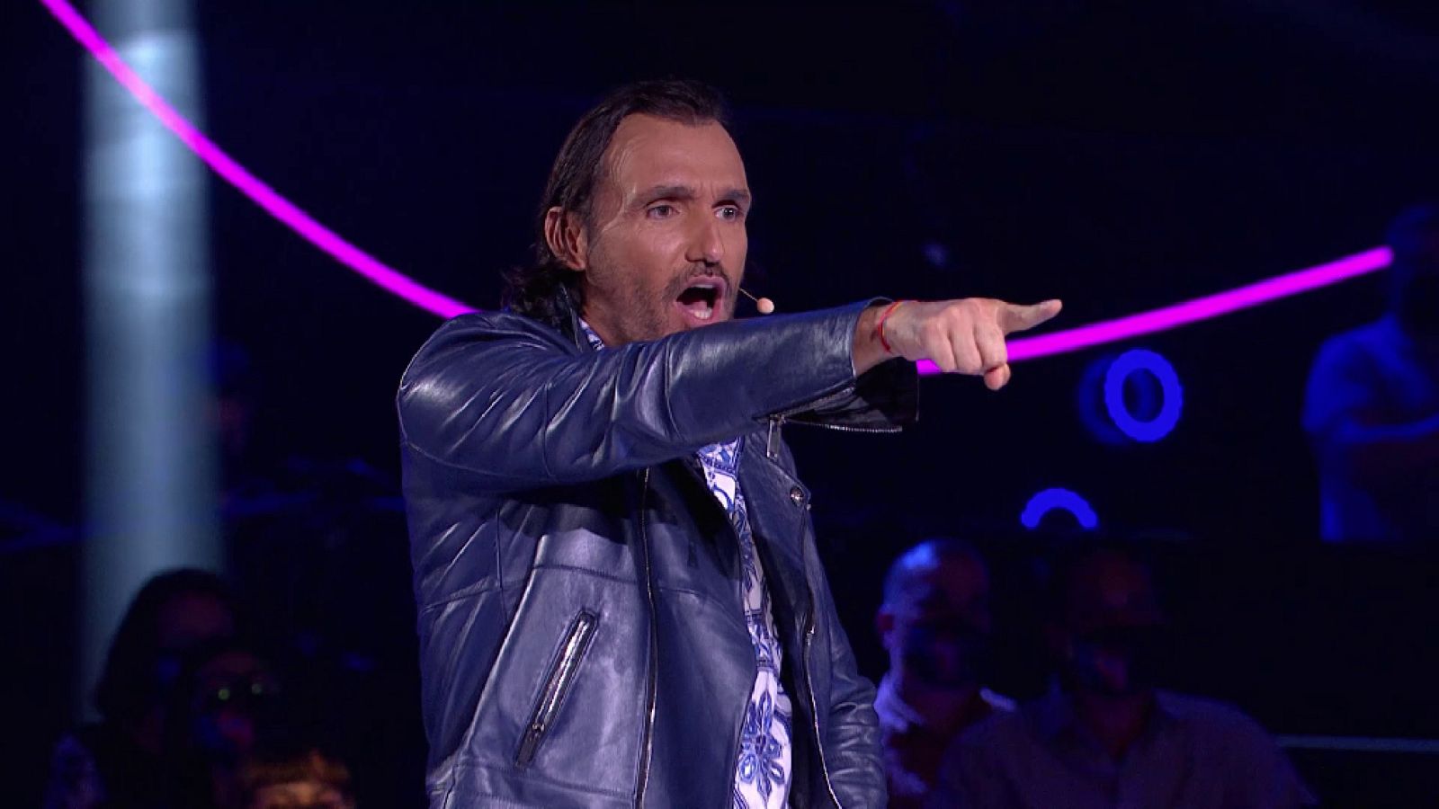 The Dancer - Rafa Méndez da su Pase Directo a Charly Brown