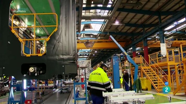 La Metro - L'ampliació d'Alstom, Obres Sagrada Familia i Paviment solar