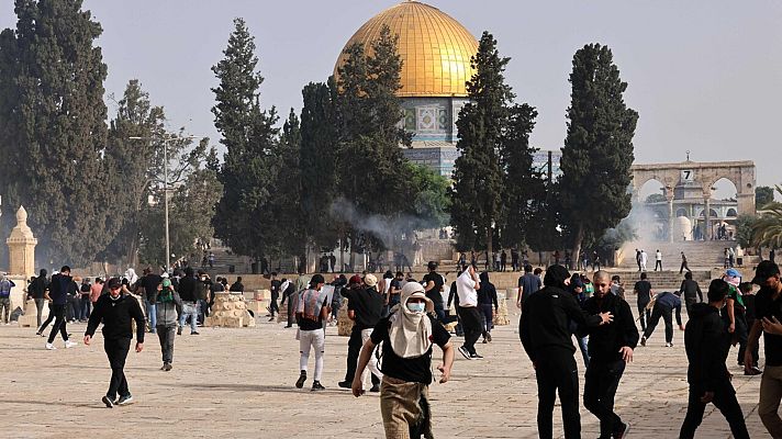 Telediario 1 - Más de 300 heridos en enfrentamientos en Jerusalén
