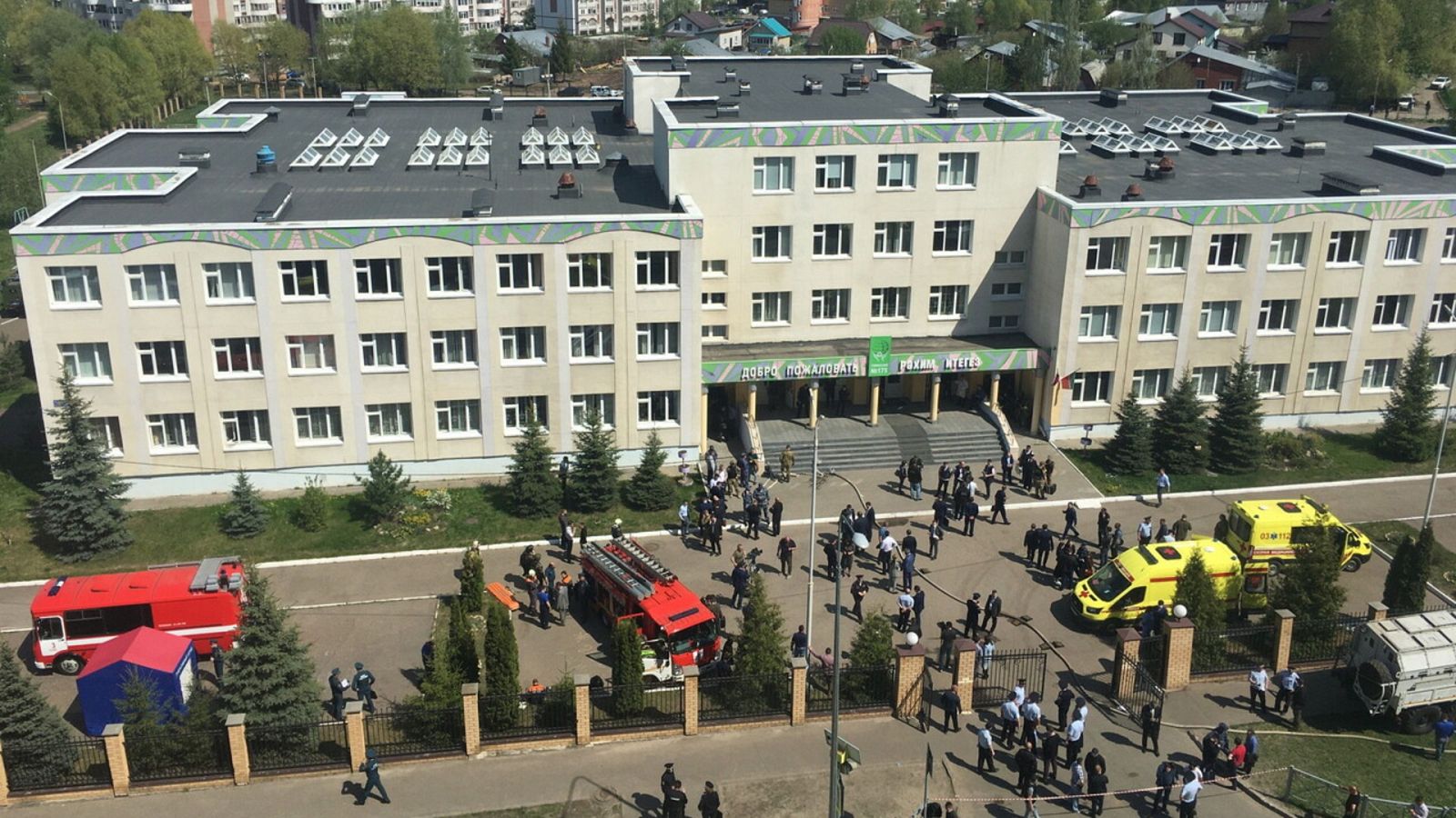 Mueren siete menores en un tiroteo en una escuela en Rusia