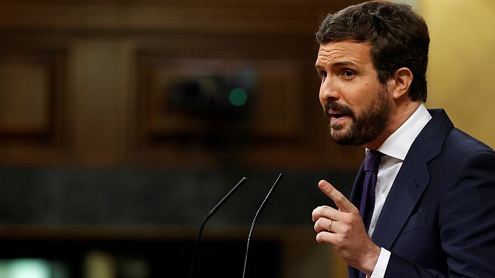 Informativo 24h - Casado afea a Sánchez "el sorpasso de Errejón" y este contesta: "Se le está poniendo cara de Rivera"