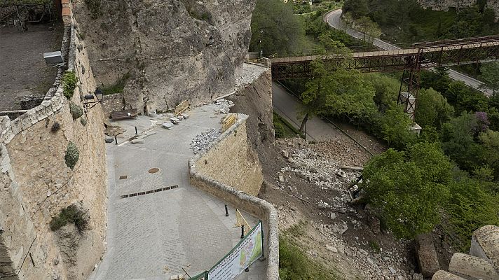 Telediario 1 - Derrumbe en el principal acceso a las Casas Colgadas de Cuenca