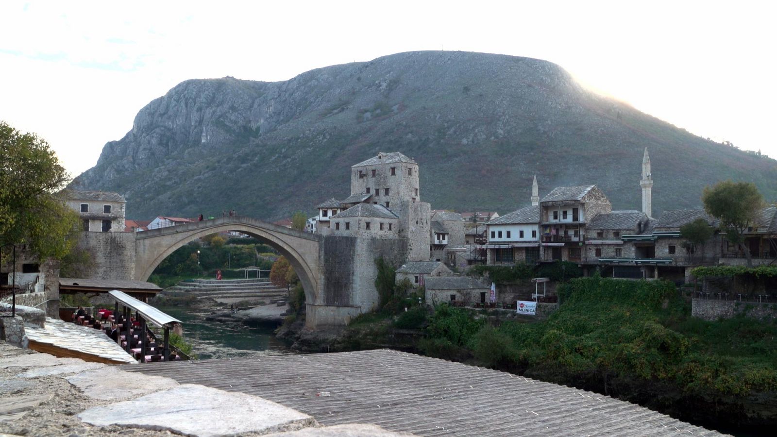 Españoles en el mundo -  Bosnia y Herzegovina - ver ahora