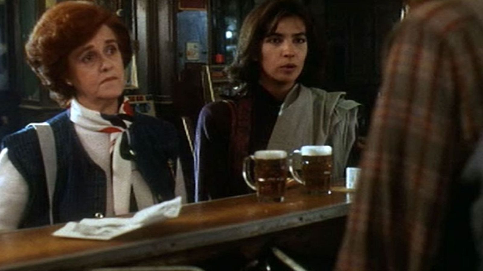 Amores difíciles - Yo soy el que tú buscas - Amores difíciles | Ver