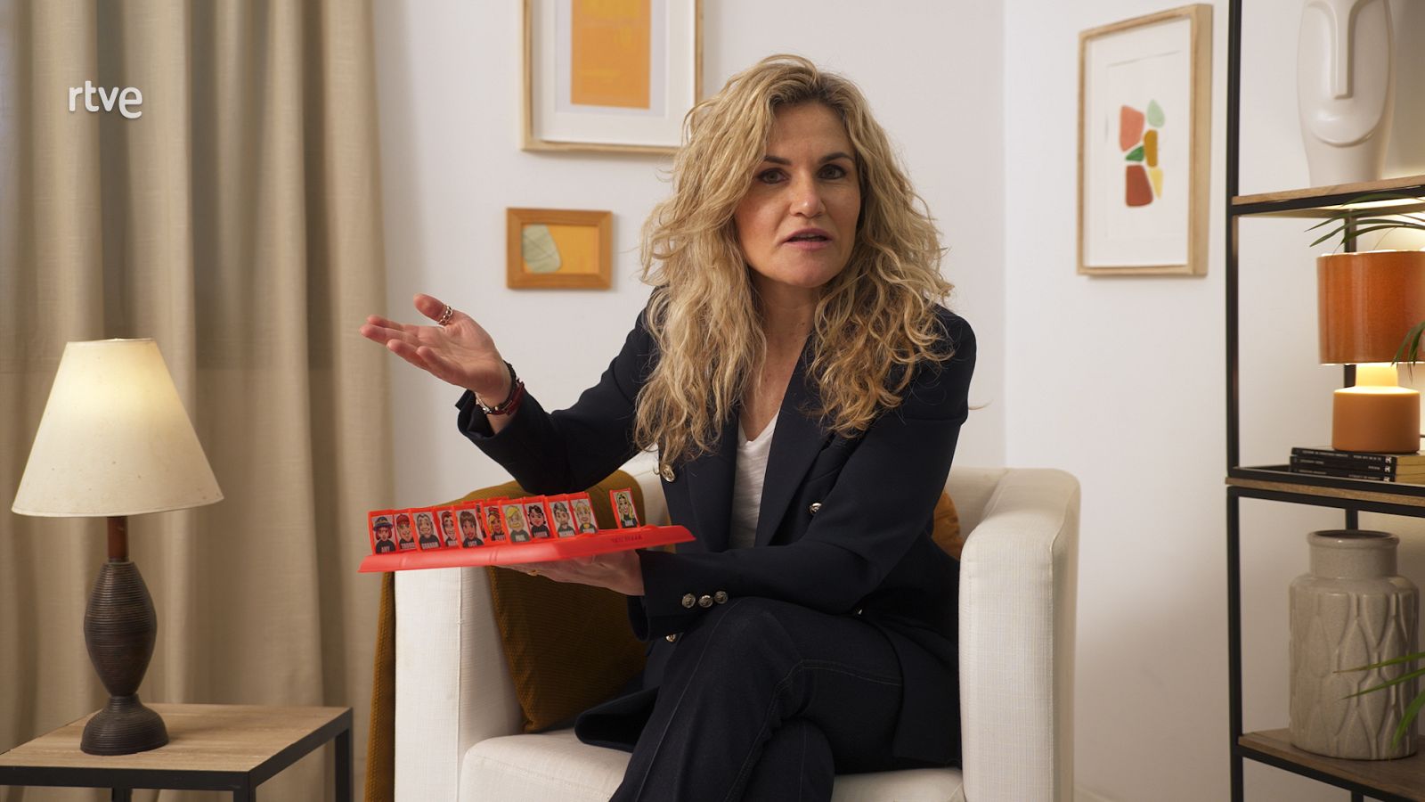 En Confianza con Silvia Congost : Poliamor ¿es posible amar a varias personas a la vez?