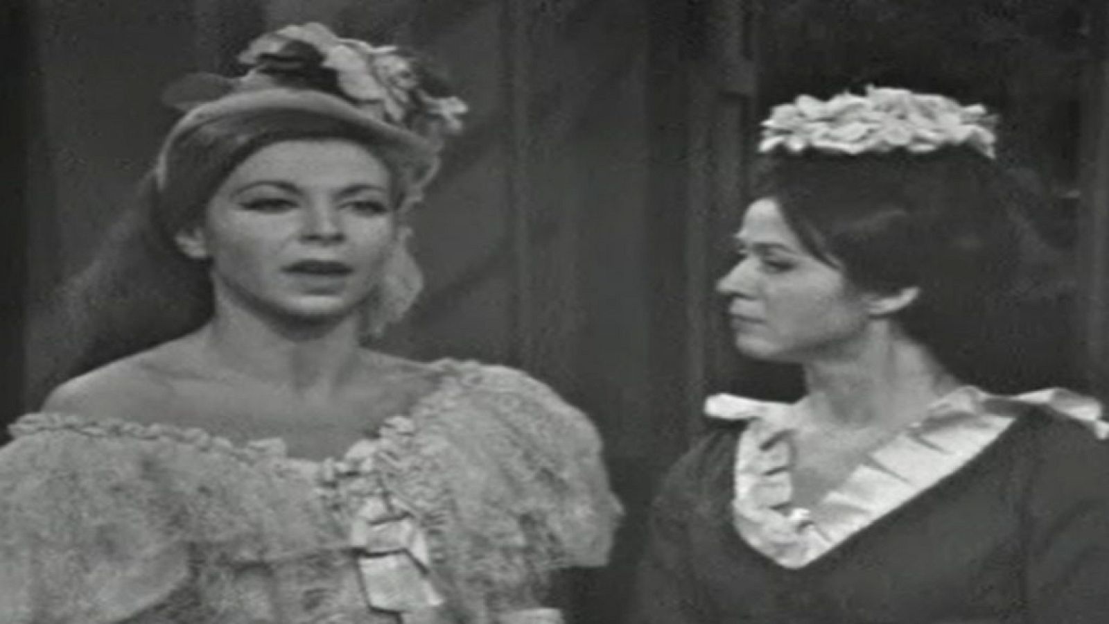 Estudio 1 - Baile en capitanía - Estudio 1 | Ver