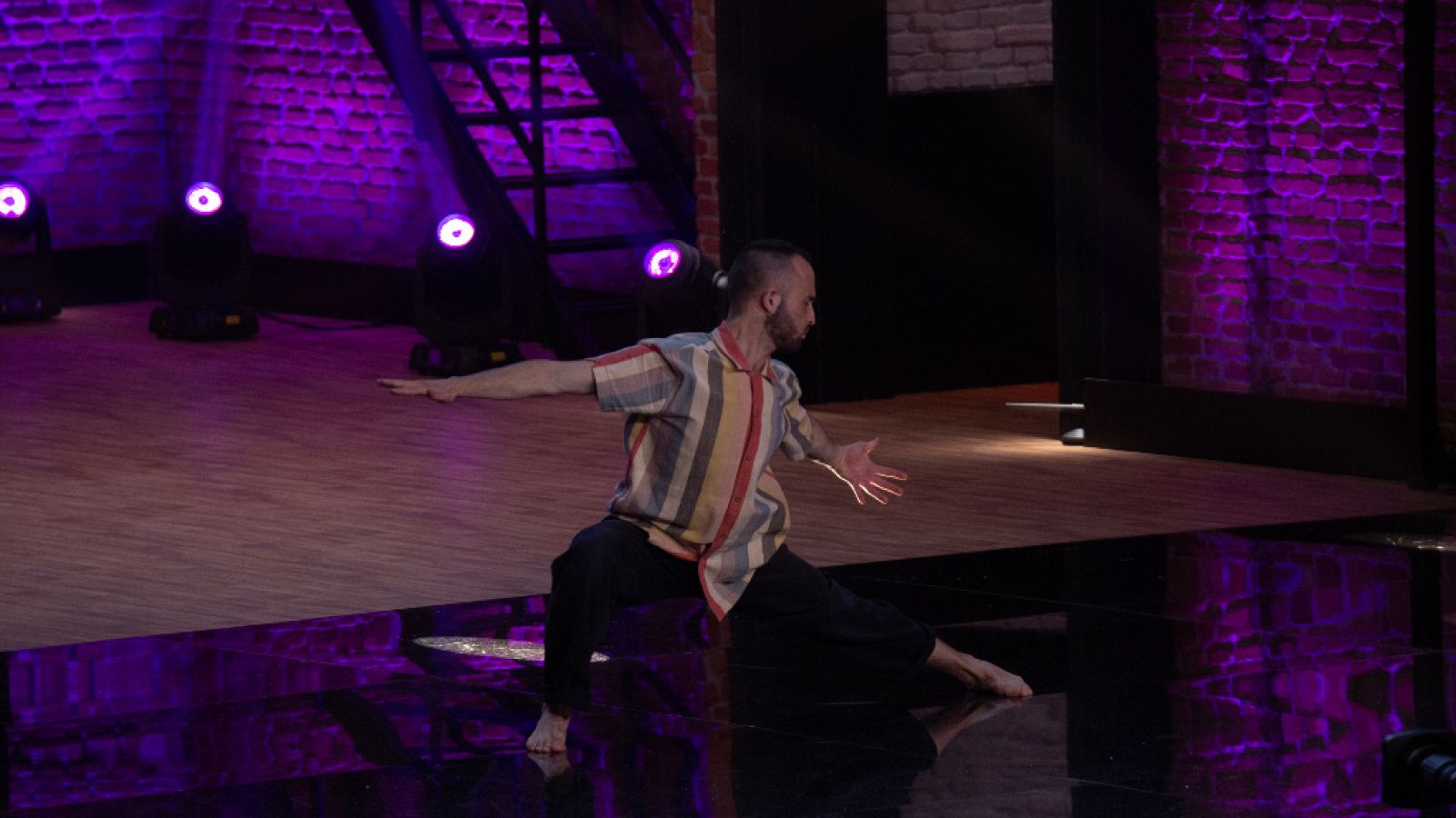 The Dancer - Actuación completa de Cristian González