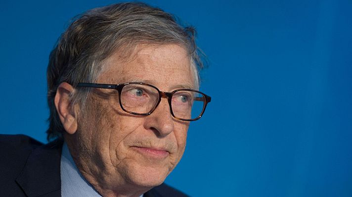 Telediario 1 - Microsoft investigó a Bill Gates por una relación con una empleada antes de abandonar el consejo de administración