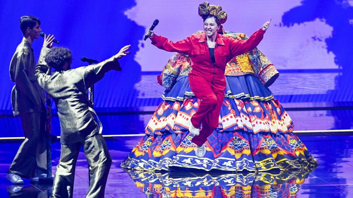 Eurovisión - Rusia: Manizha canta "Russian woman" en la primera semifinal