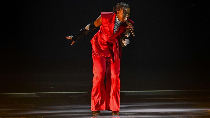 Eurovisión - Suecia: Tusse canta "Voices" en la primera semifinal