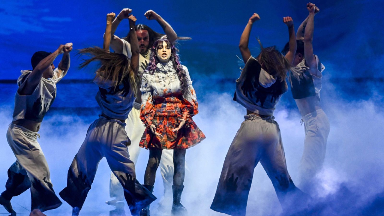 Eurovisión 2021 - Rumanía: Roxen canta "Amnesia" en la primera semifinal