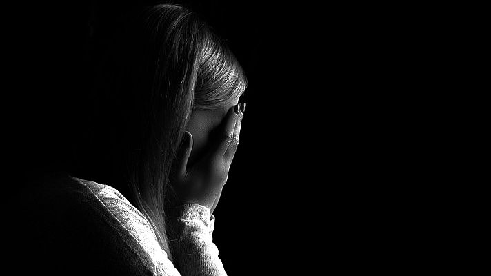 Telediario 1 - Colectivos feministas piden que las víctimas de violencia de género declaren una sola vez