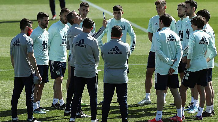 Telediario 1 - Luis Enrique dará el lunes su lista de 26 para la Euro