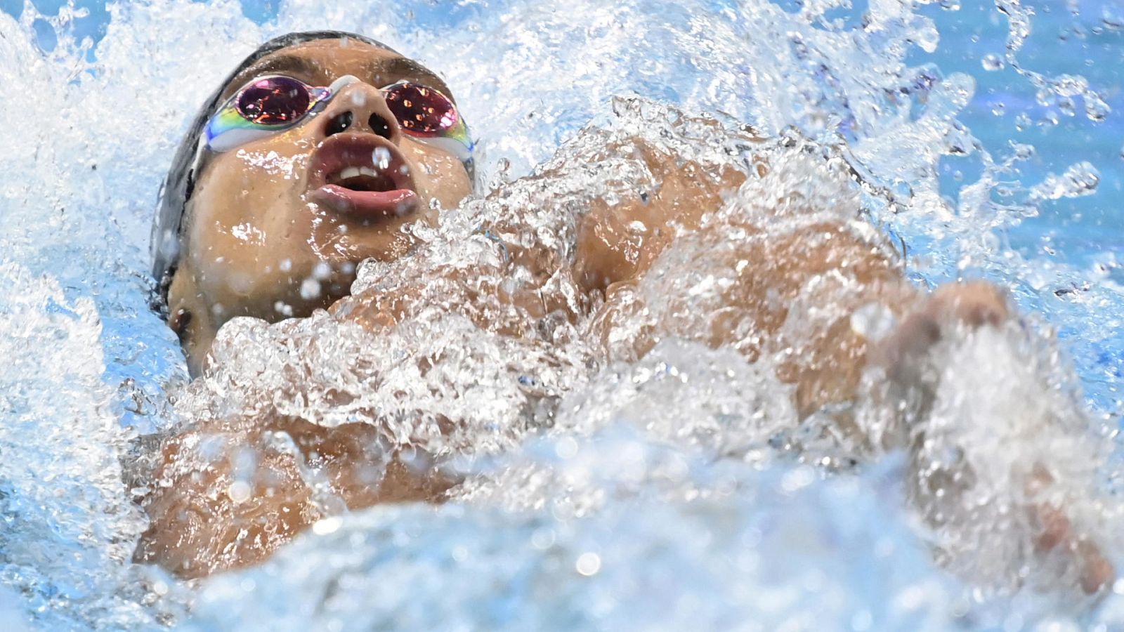 Hugo González, plata en los 100 espalda, su segunda medalla - Natación | Ver