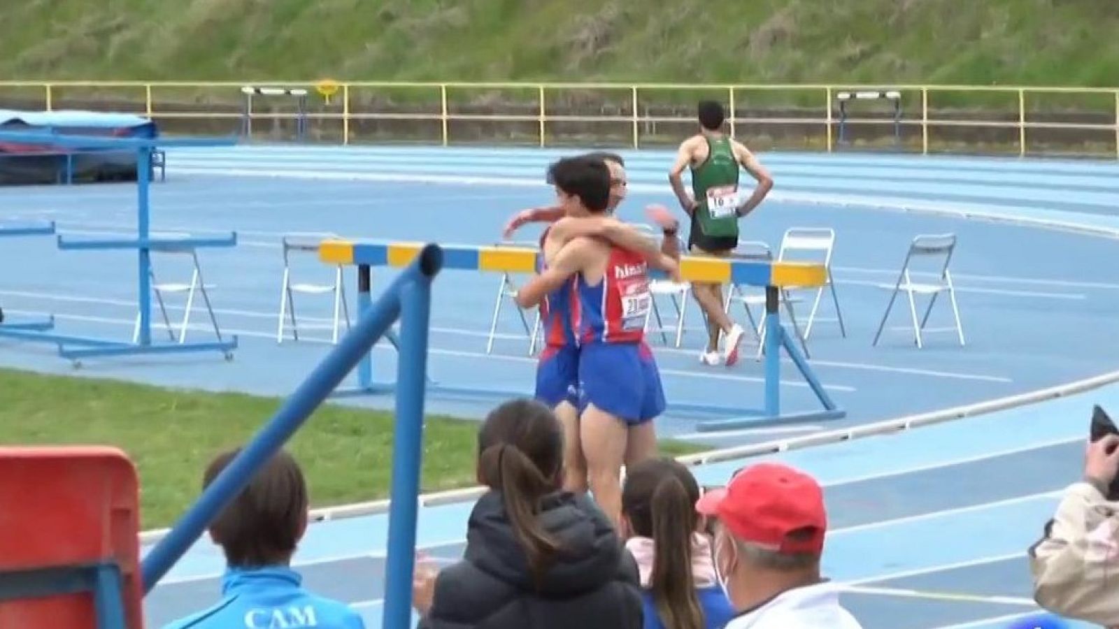 Carlos y Pol Oriach, un relevo con futuro en el atletismo | Ver