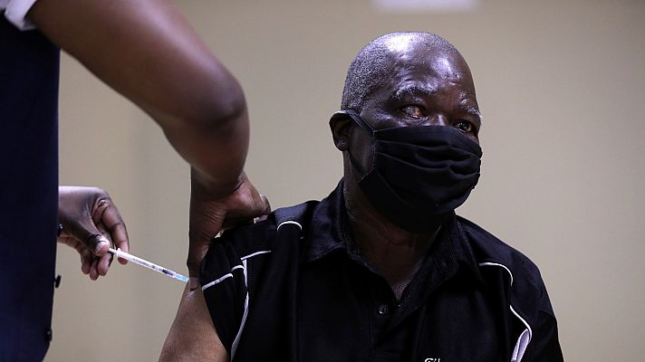 Telediario 1 - Solo un 2% de africanos ha recibido al menos una dosis de la vacuna contra la COVID-19