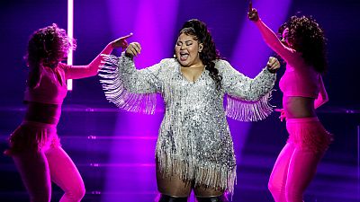 Malta: Destiny canta "Je me casse"