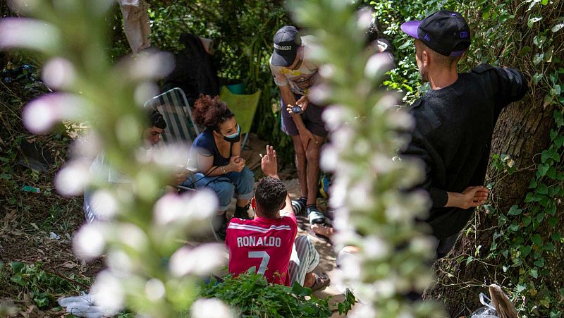Escondidos en un monte de Ceuta para evitar las devoluciones
