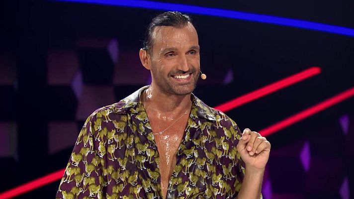 The Dancer - Miguel Ángel Muñoz le echa agua por encima a Rafa Méndez