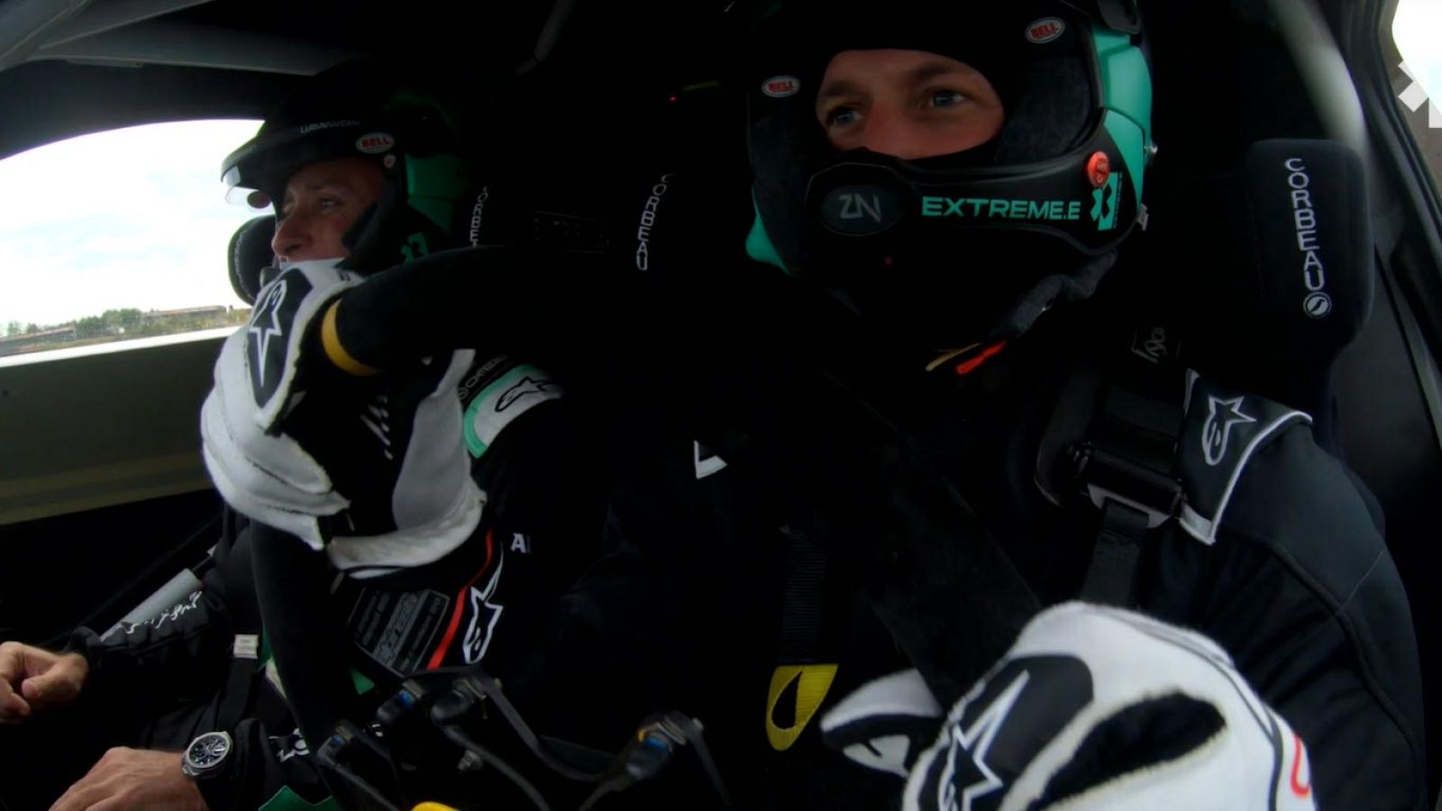 El Príncipe Guillermo prueba un coche de Extreme E - Automovilismo | Ver