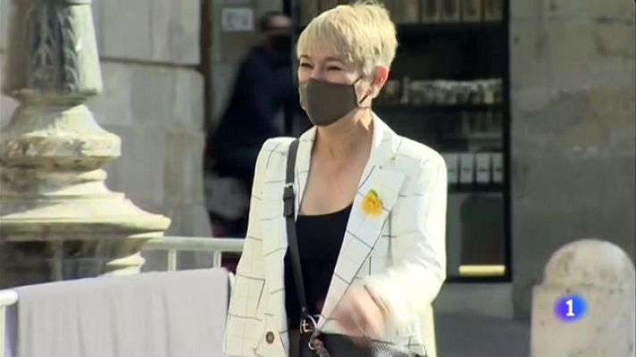 L'Informatiu - Els 14 consellers del govern Aragonès prometen el càrrec