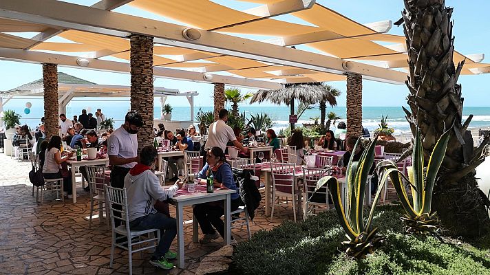 Telediario 1 - Los ERTE, un salvavidas para muchos trabajadores y empresas hasta el 30 de septiembre