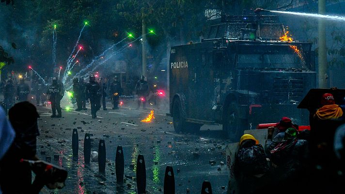 Telediario 1 - Iván Duque despliega al Ejército en Cali tras una nueva jornada de protestas en Colombia