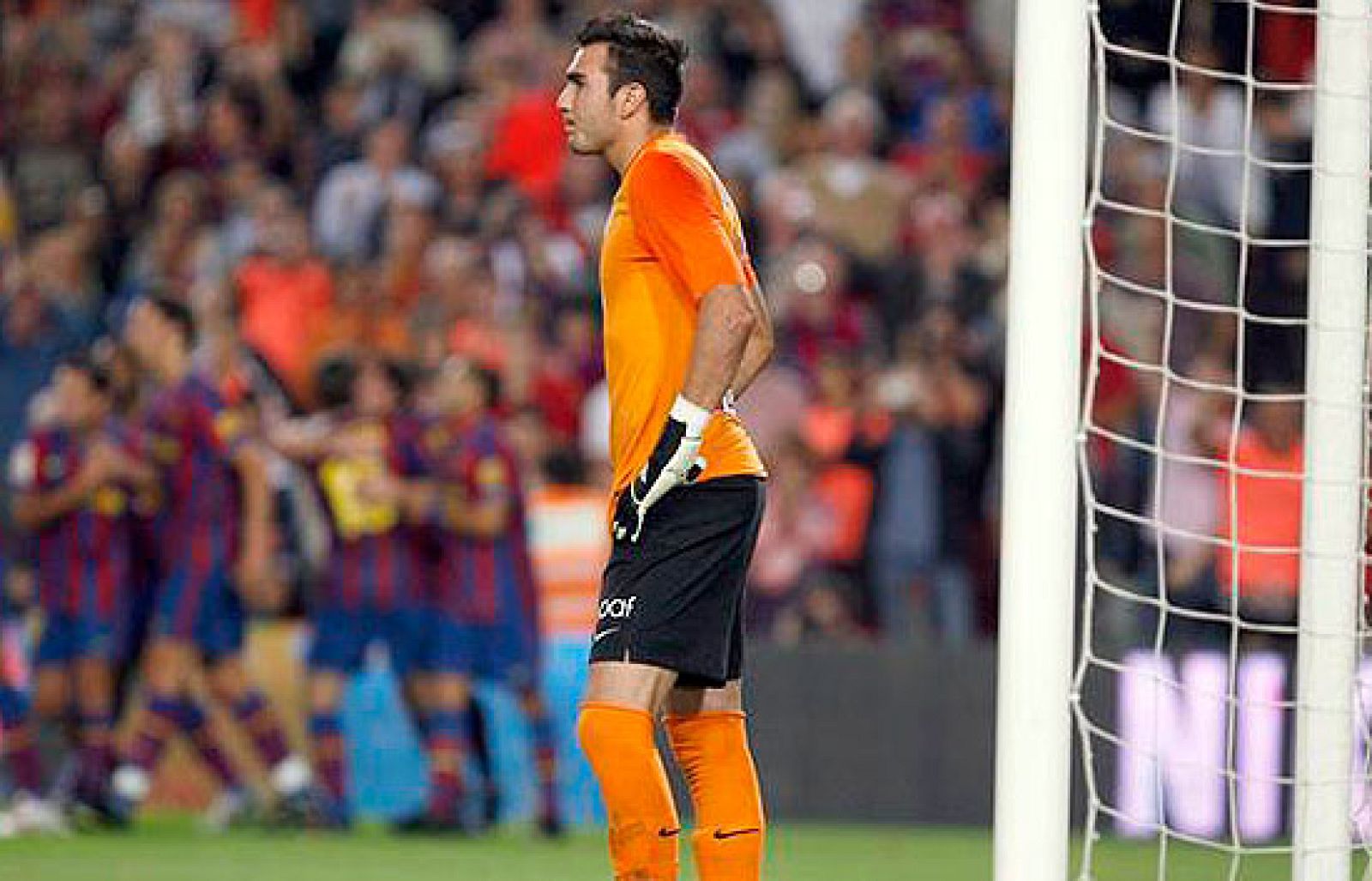 Tras el empate ante el Almería, el Atlético de Madrid es penúltimo con dos puntos en cuatro jornadas. Mientras en el seno rojiblanco buscan culpables, el técnico, Abel Resino, asegura que está tranquilo.