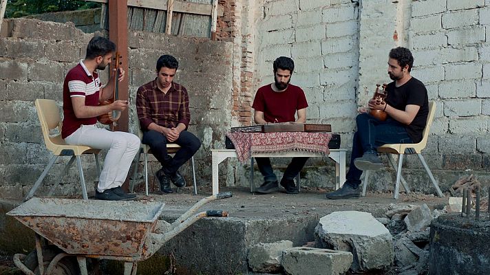 Cultura en Rtve.es - RTVE.es estrena el tráiler de 'Un blues para Tehéran', el debut como director de Javier Tolentino