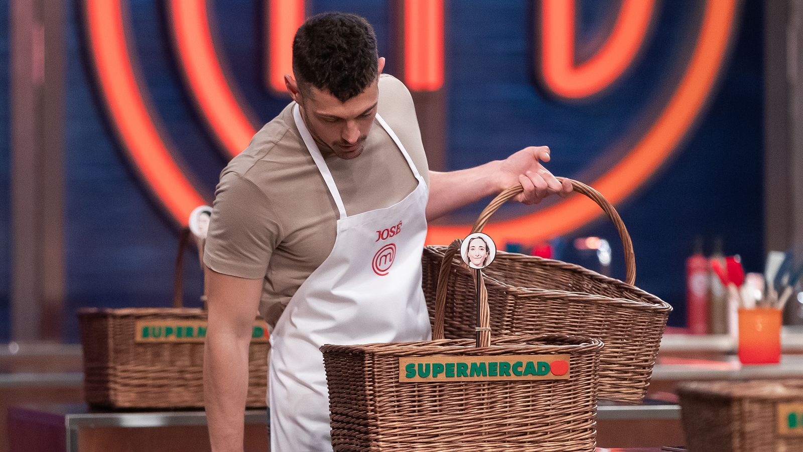 El primer gran reto de José | Ver