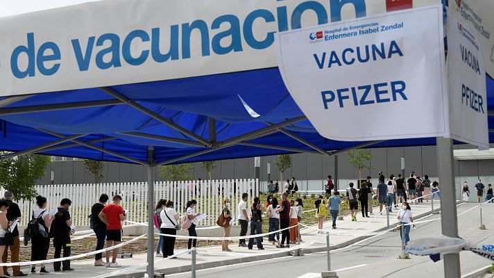 Telediario 1 - Las autoridades sanitarias estudian vacunar a los menores de 39 años sin distinguir franjas de edad