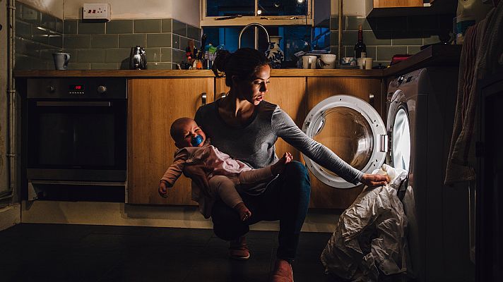 Telediario 1 - Electrodomésticos por la noche: entre el ahorro y el ruido