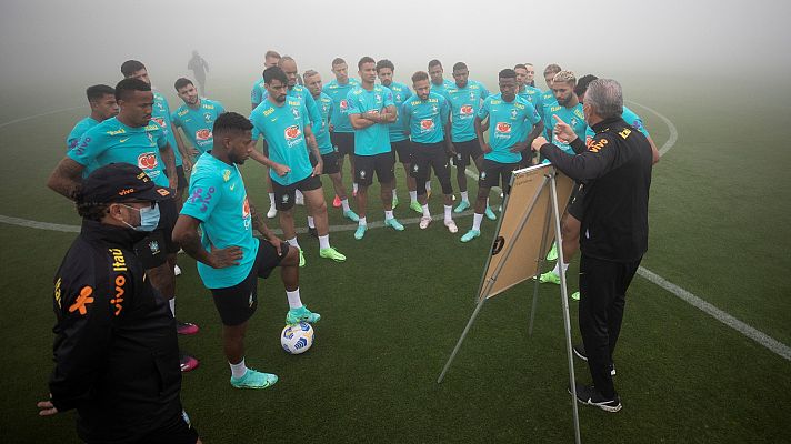 Telediario 1 - Jugadores de Brasil rechazan que la Copa América se juegue en su país