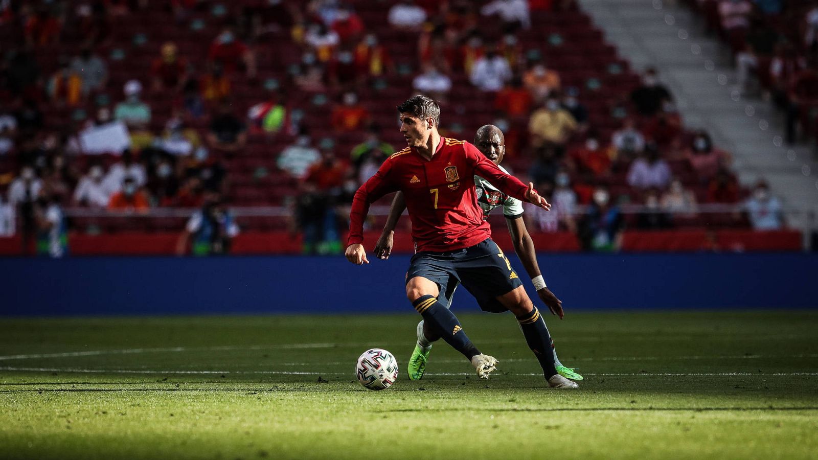 El Metropolitano se cebó con Morata tras el empate sin goles ante Portugal