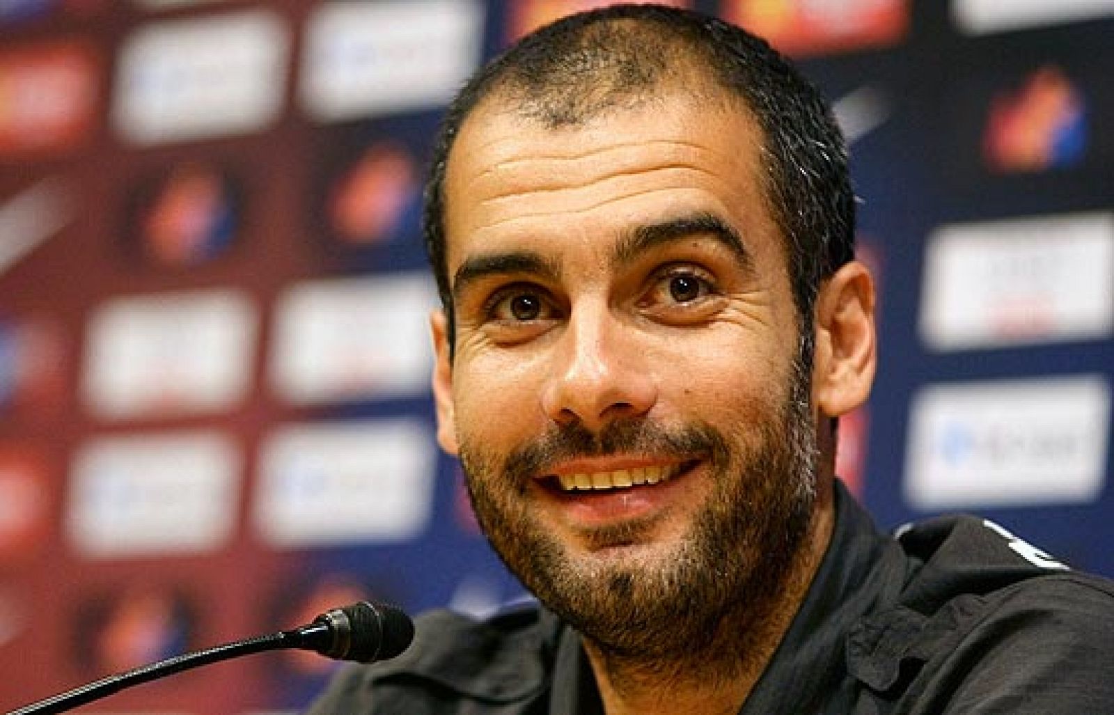 En la previa de su visita a La Romareda para enfrentarse al Málaga, el técnico del Barça, Pep Guardiola, ha asegurado que el caso de espionaje destapado en Can Barça no afectará al equipo. Por su parte, el presidente sigue sin pronunciarse.