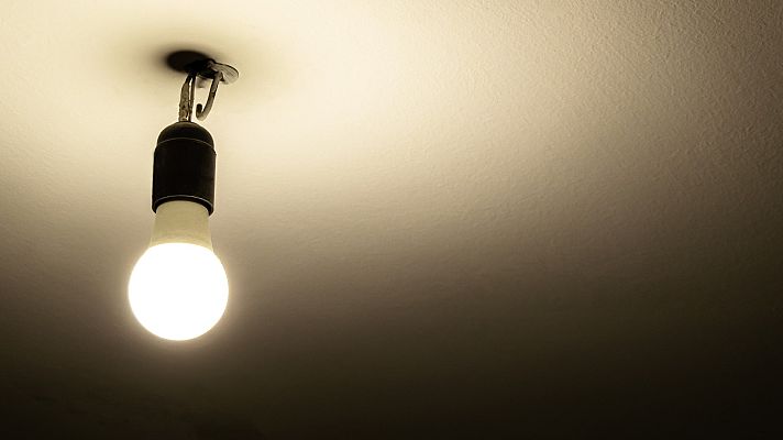 Telediario 1 - El 7,6% de la población española está en situación de pobreza energética, según el Ministerio para la Transición Ecológica