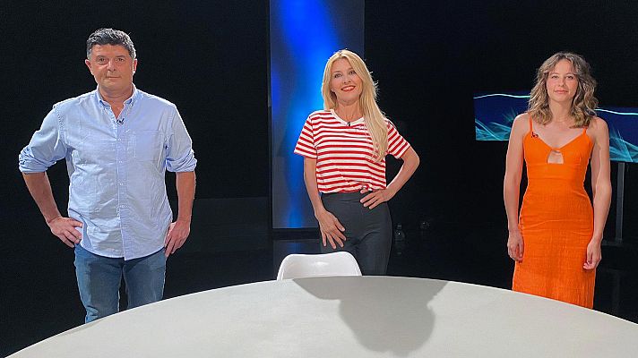 Versión española - Bajo la piel de lobo (presentación)