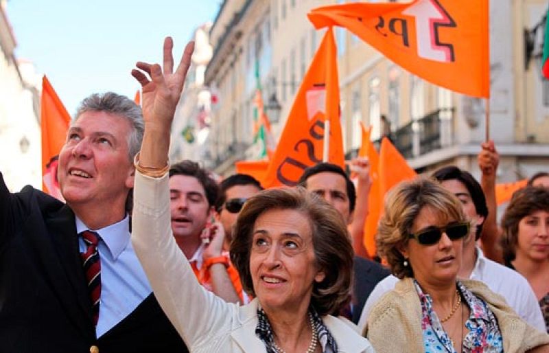 Las encuestas en Portugal dan como vencedor de las elecciones a José Sócrates | Ver