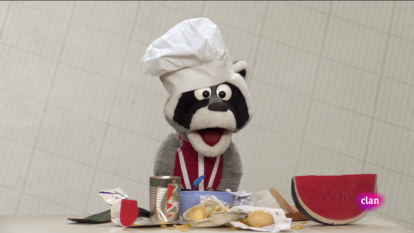 Aprendemos en Clan - ¡Comiendo como animales! - RTVE.es - Aprendemos en Clan | Ver