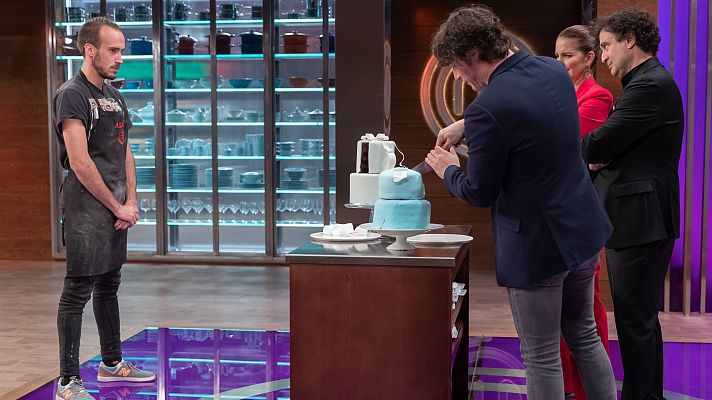 MasterChef - Los jueces aplauden el trabajo de Arnau con la repostería