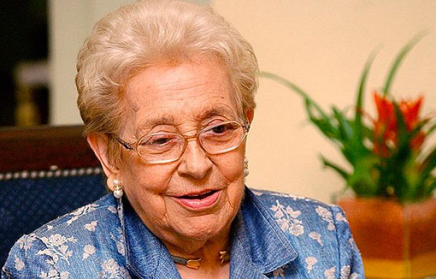  - Muere la pianista Alicia Larrocha